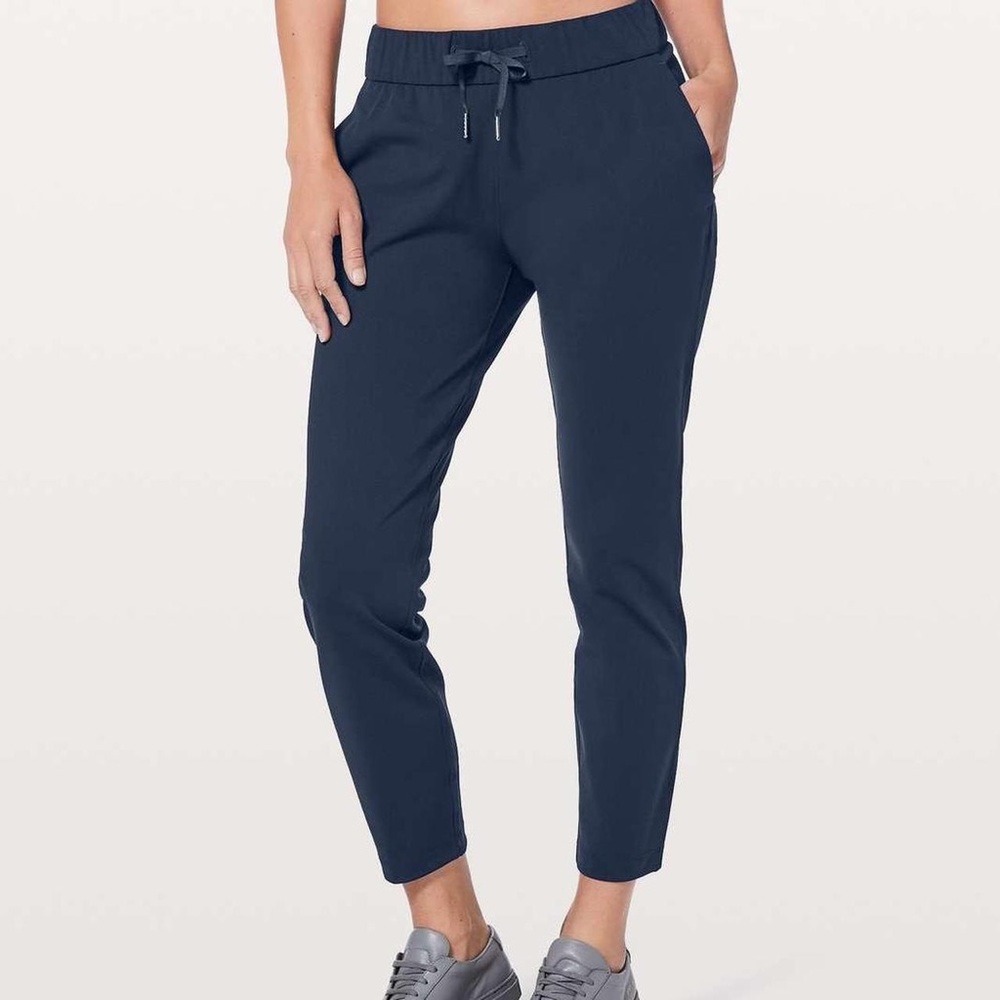 Lululemon On The Fly 7/8 Pants